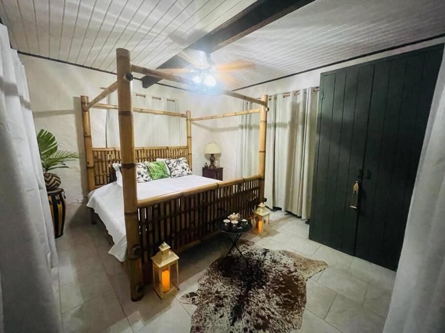 Large 2 Bed Apartment Excellent Location Private