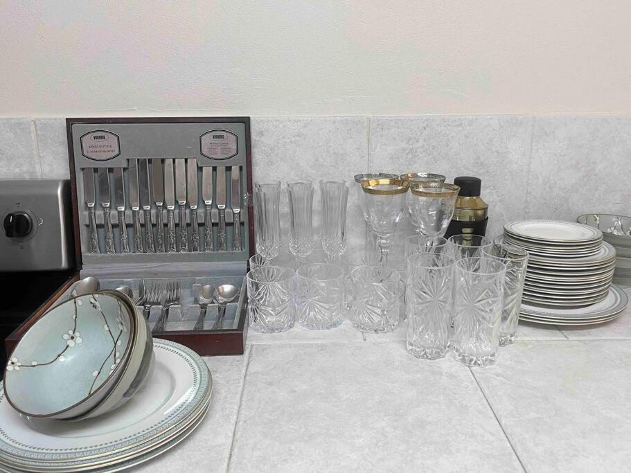 Large 2 Bed Apartment Excellent Location Private