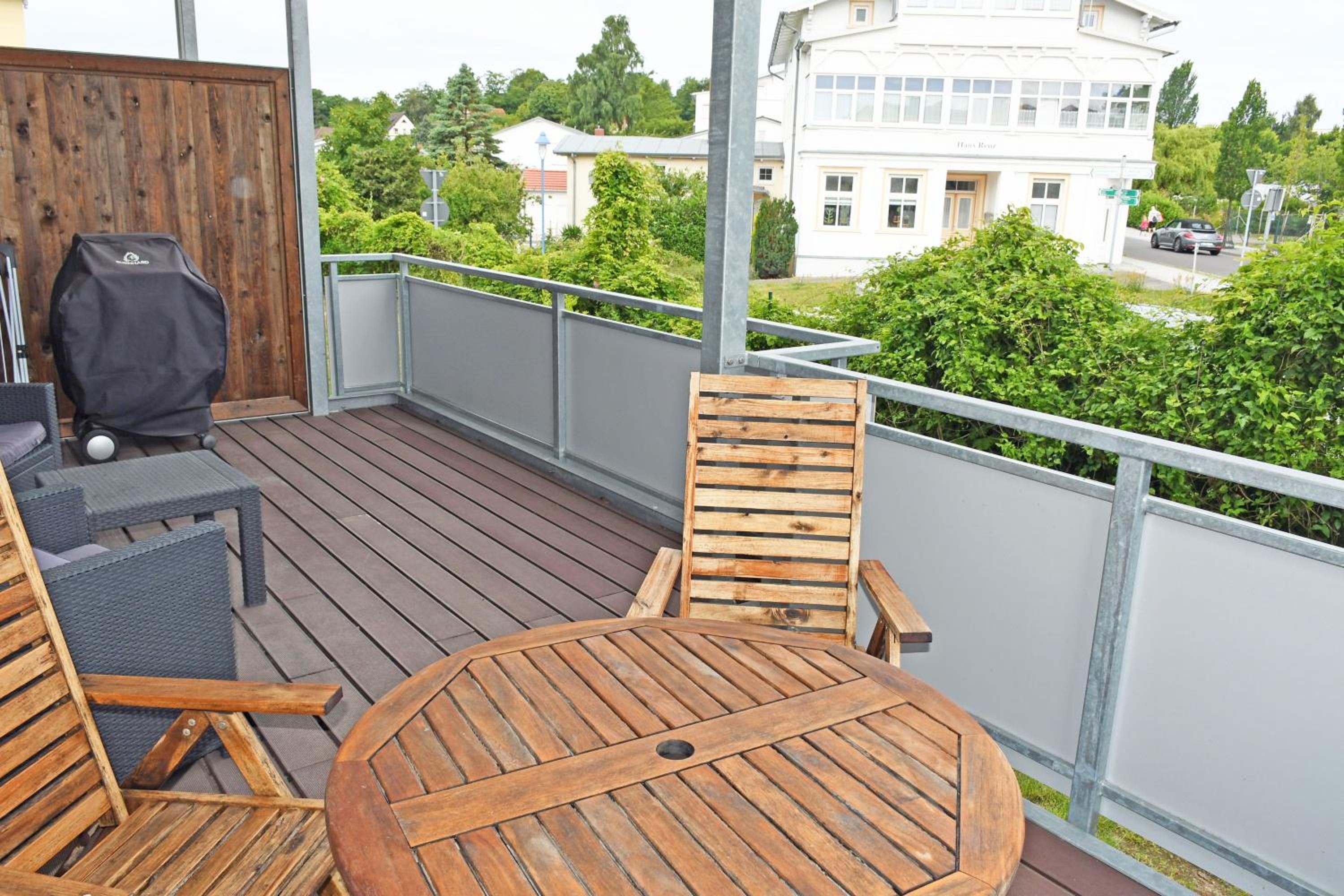 Ferienwohnungen im Ostseebad Goehr view 2