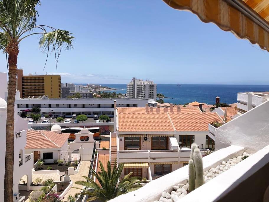 Apartamento con Vistamar y piscina climatizada en Garden City