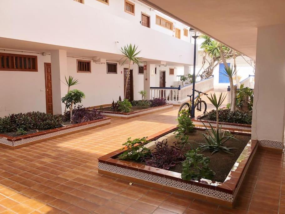 Apartamento con Vistamar y piscina climatizada en Garden City