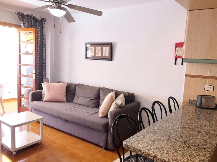 Apartamento con Vistamar y piscina climatizada en Garden City