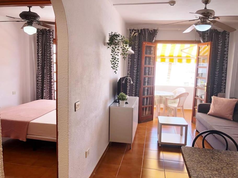 Apartamento con Vistamar y piscina climatizada en Garden City