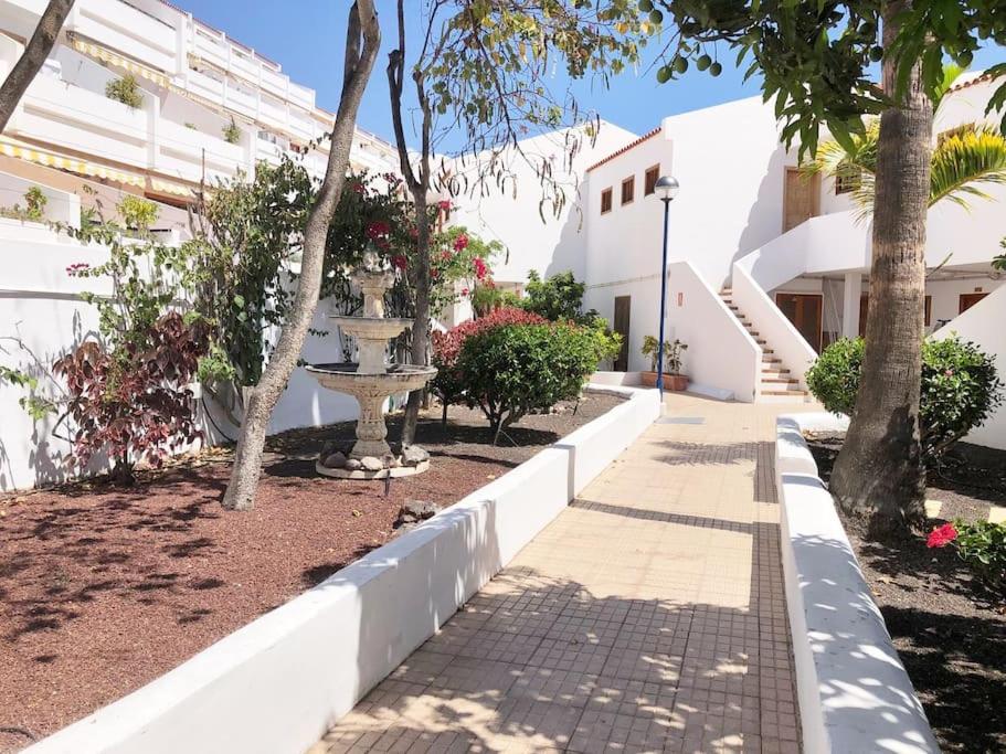 Apartamento con Vistamar y piscina climatizada en Garden City