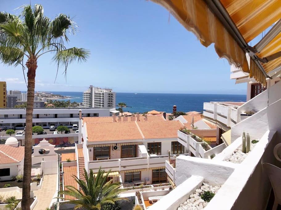 Apartamento con Vistamar y piscina climatizada en Garden City