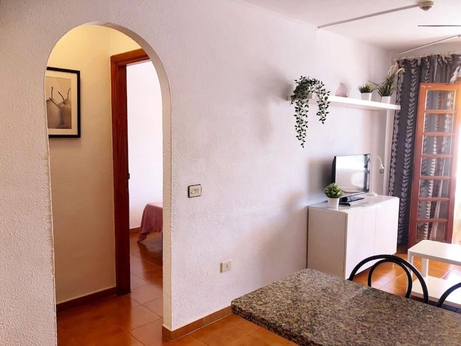 Apartamento con Vistamar y piscina climatizada en Garden City