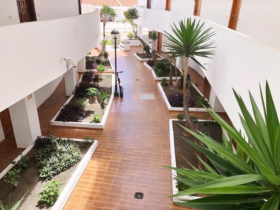 Apartamento con Vistamar y piscina climatizada en Garden City