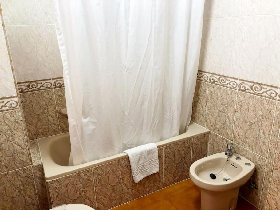 Apartamento con Vistamar y piscina climatizada en Garden City
