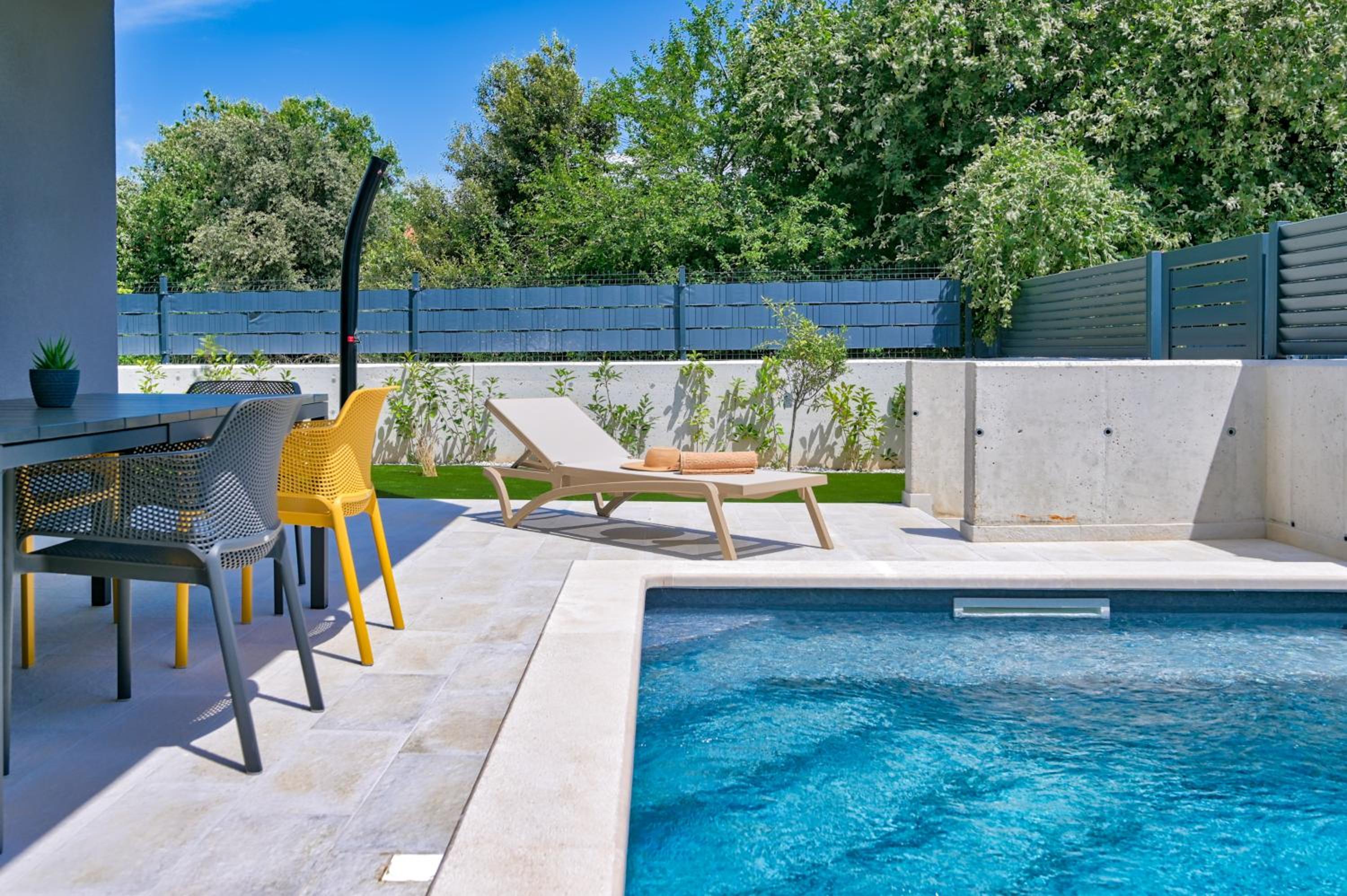 Villa Coastal Charm Ližnjan with Private Pool