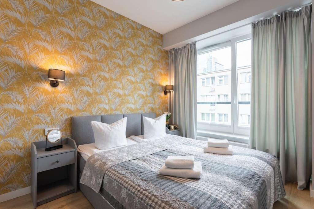 Urban Chic - Two Bedrooms Apartment - City Center - Sienna street