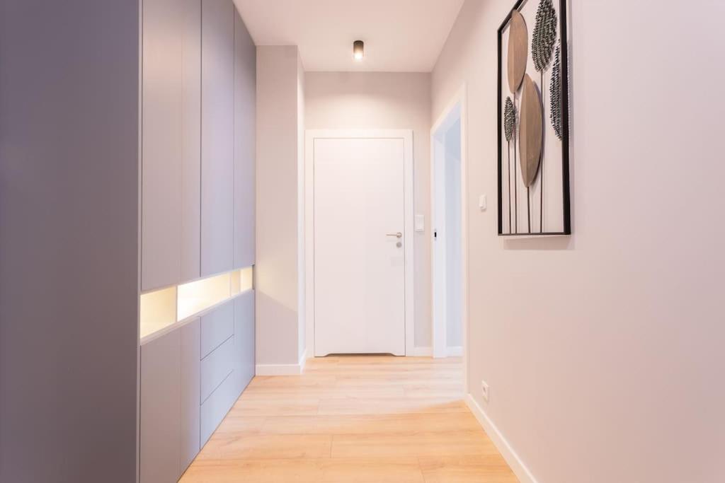Urban Chic - Two Bedrooms Apartment - City Center - Sienna street