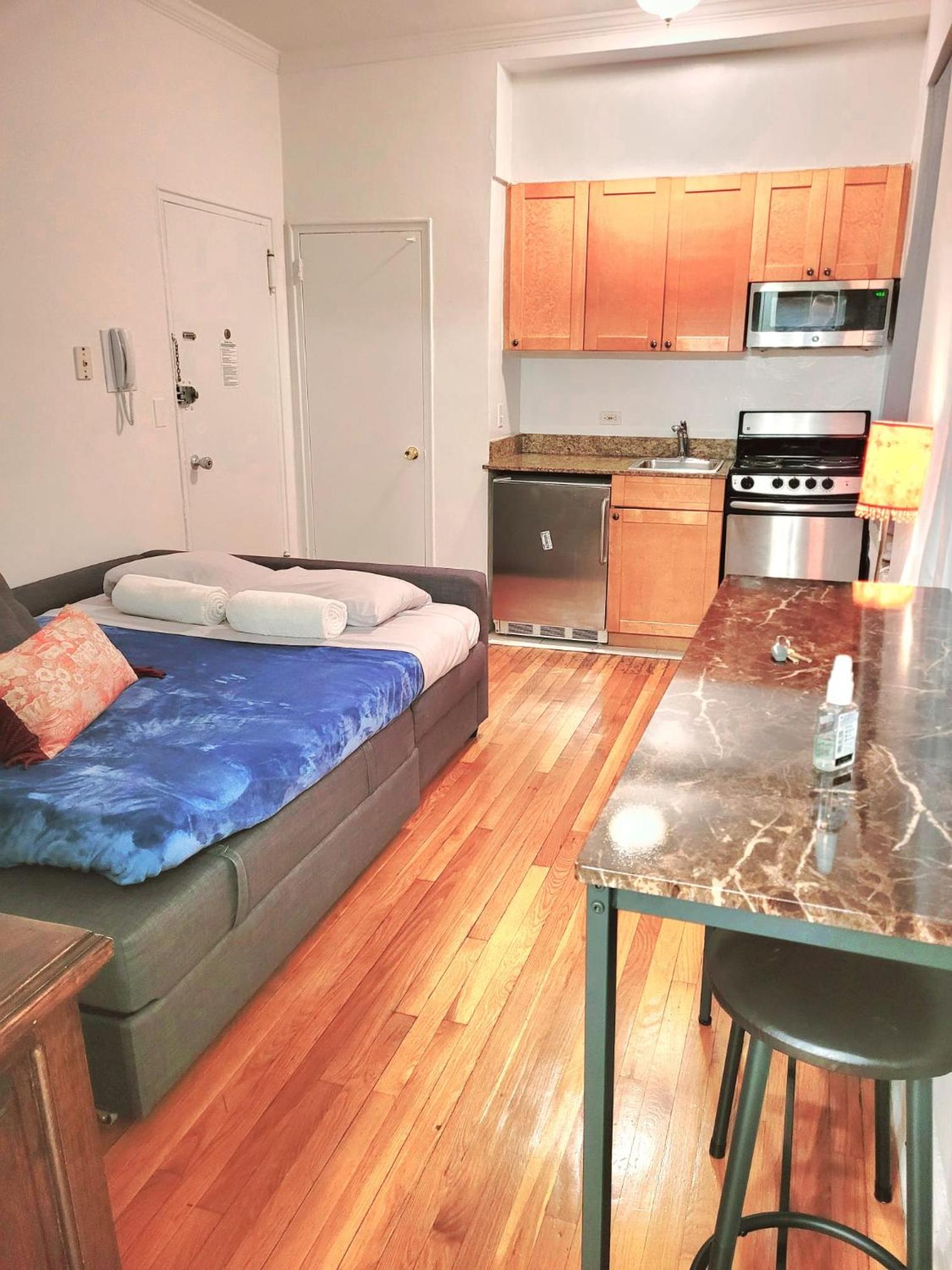Manhattan Stylish Studio in the Upper East Side