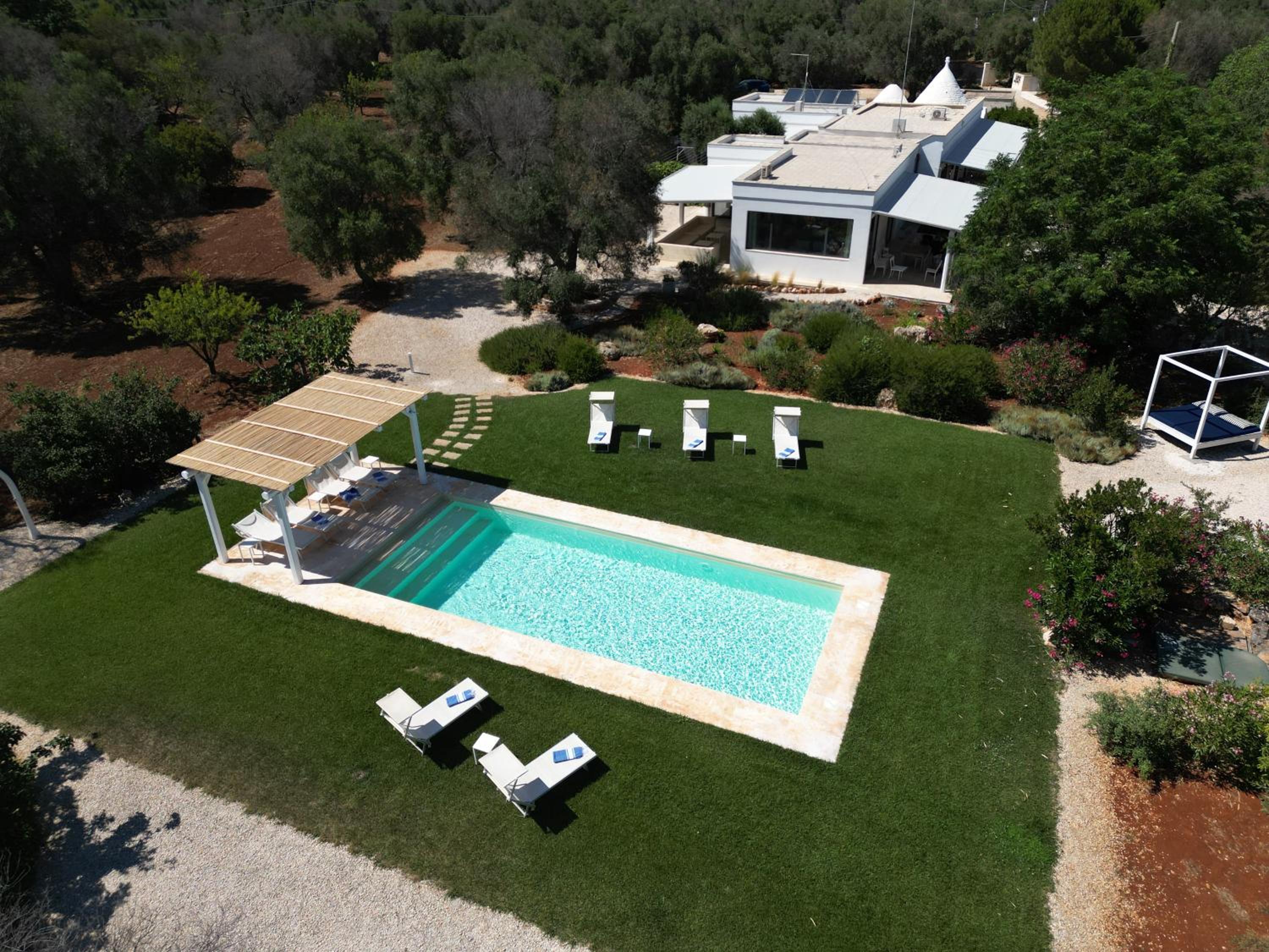 TRULLO MATTEO VILLA DE LUXE avec PISCINE view 3