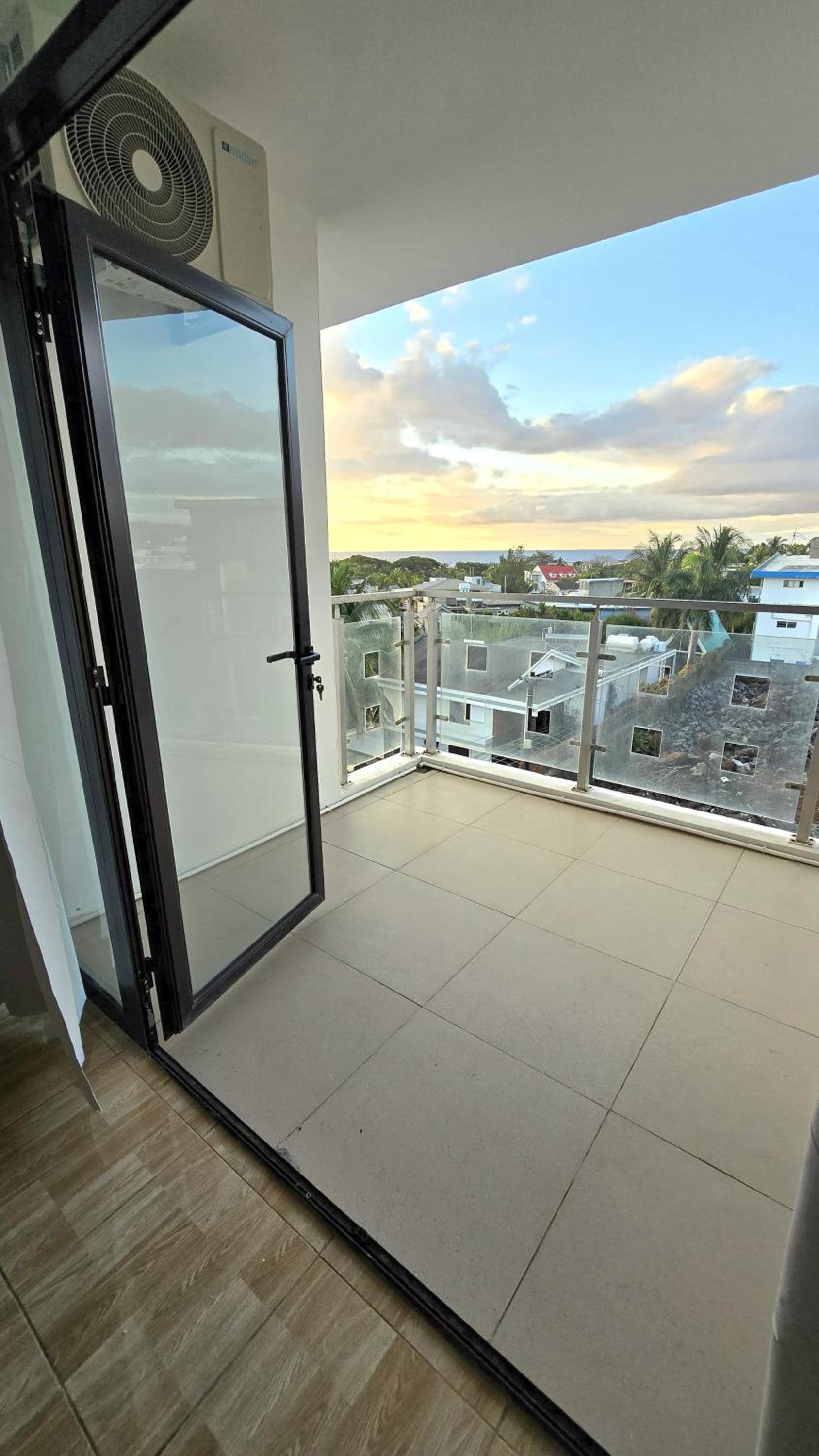 Luxury Penthouse with Infinity Pool & Stunning Sea View view 3