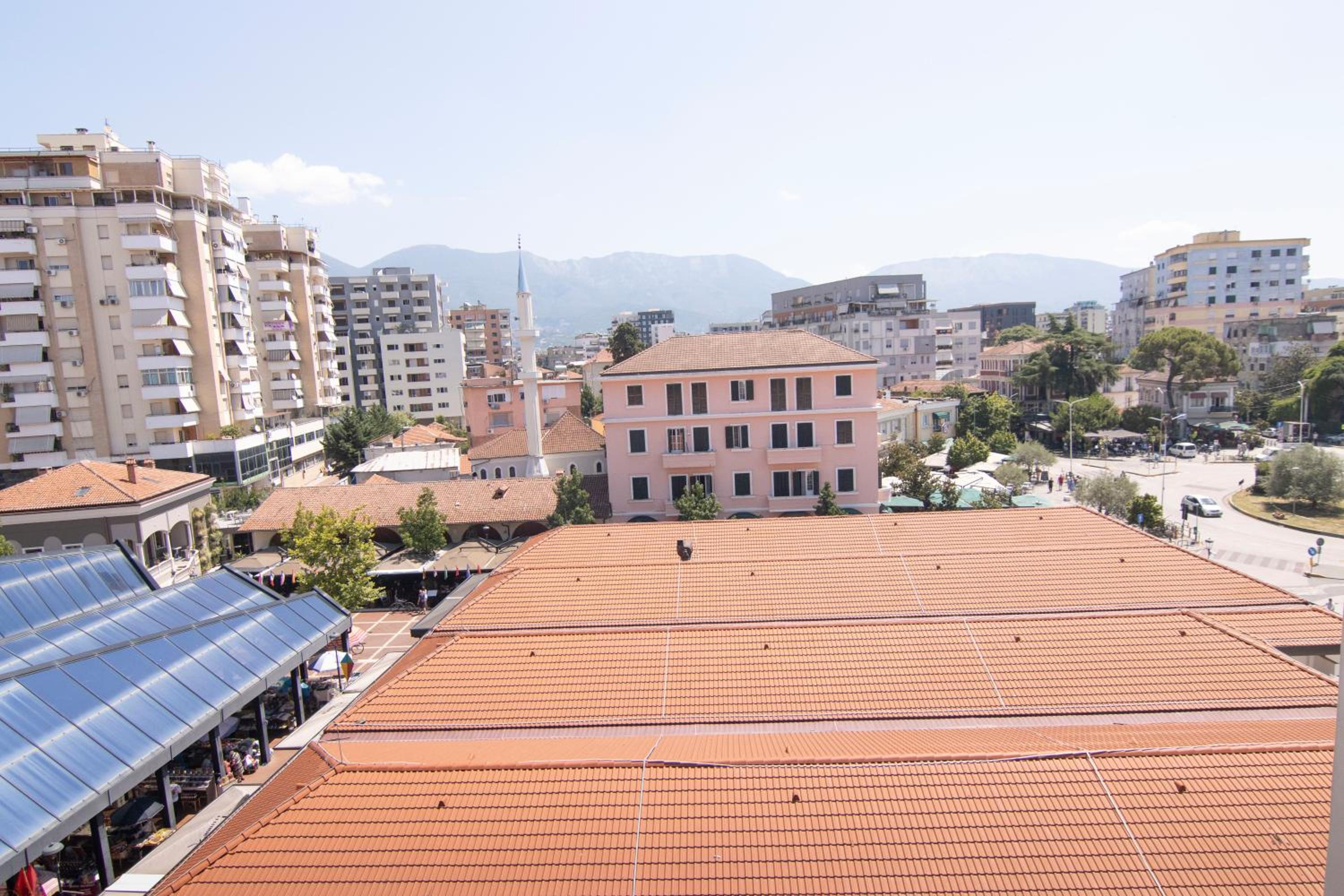 Tirana Central Apartment