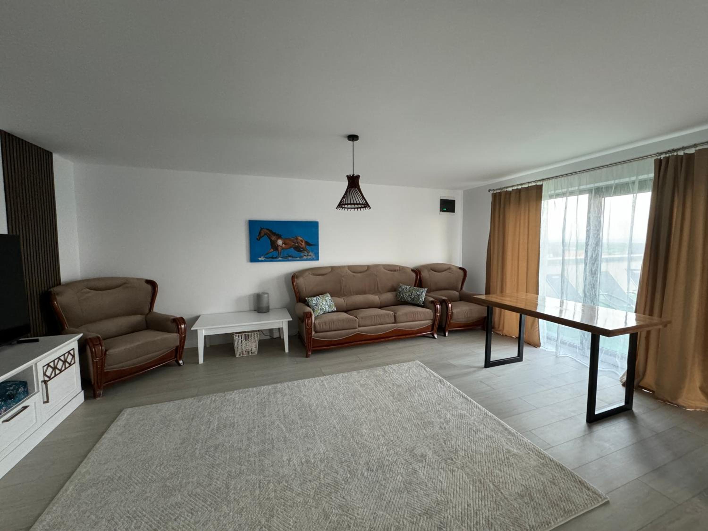 Lazăr Home