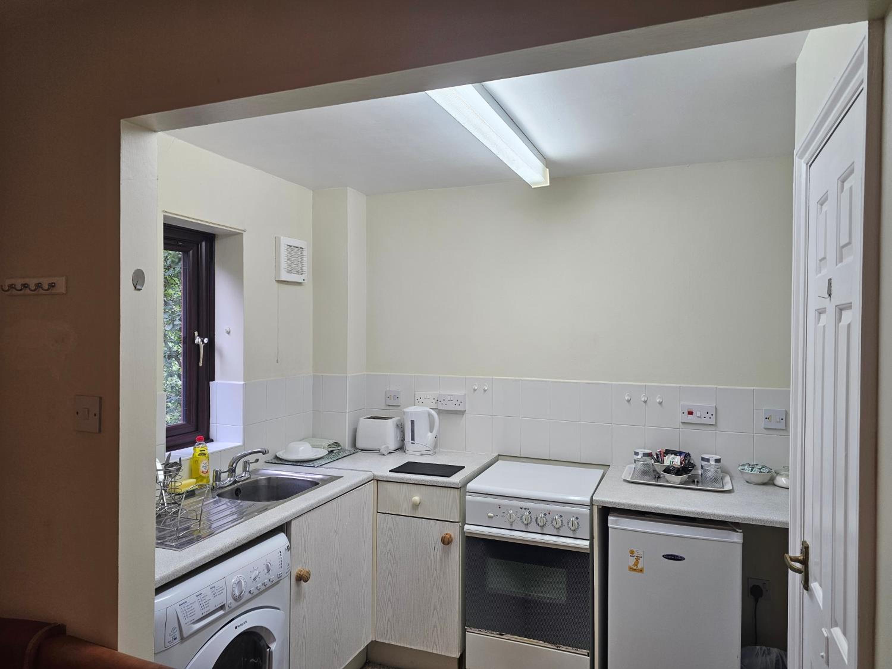 One bedroom flat in the heart of Shakespeare's Stratford-upon-Avon view 3