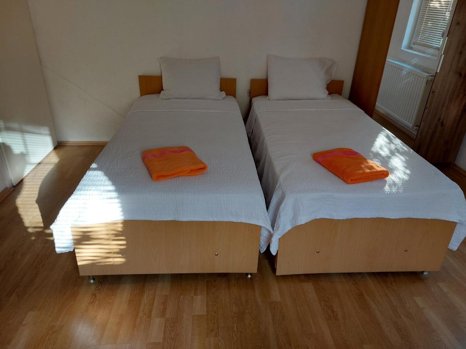 ANA Apartments