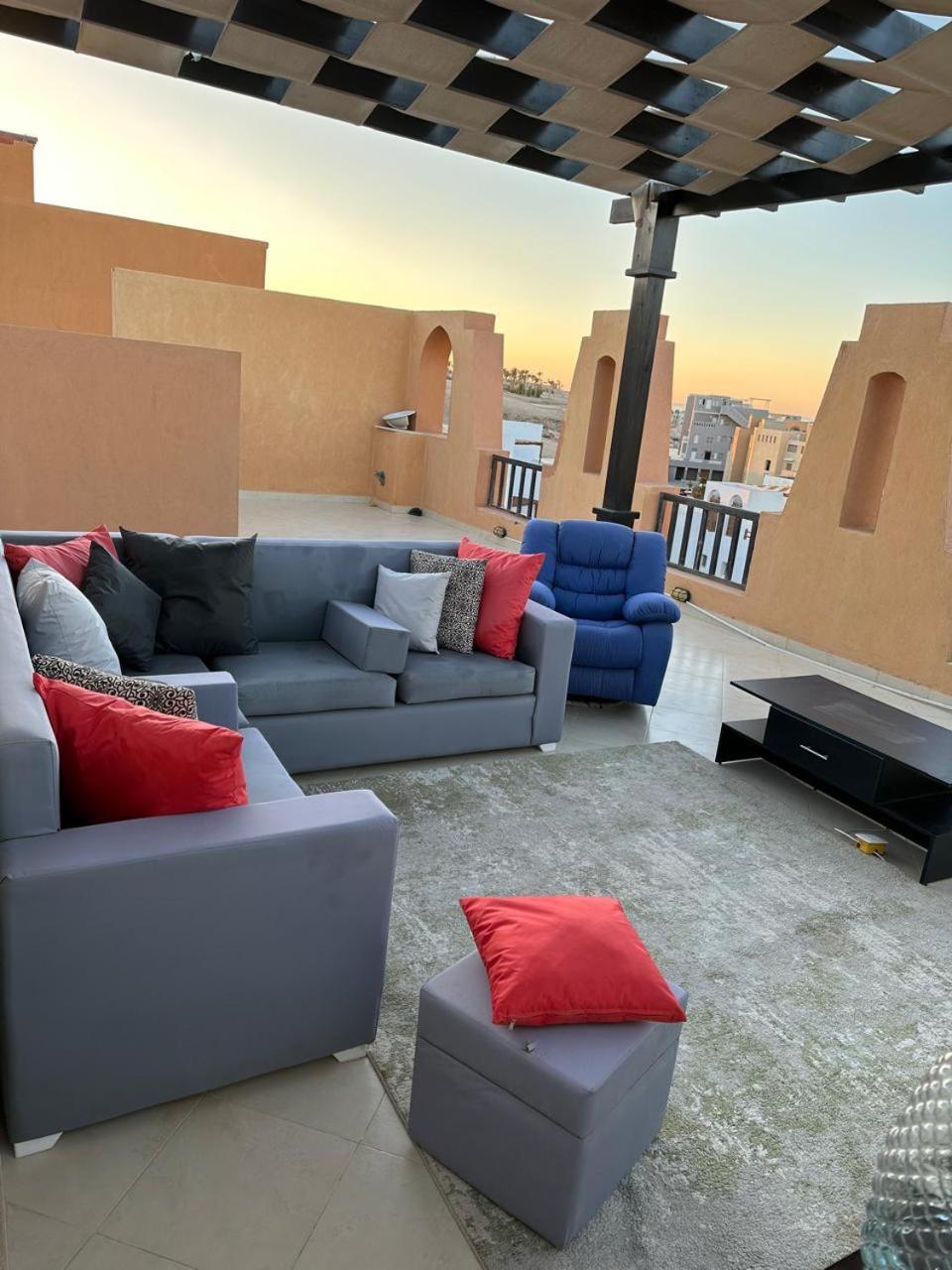 Azzurra Sahl Hasheesh- tow level apartment