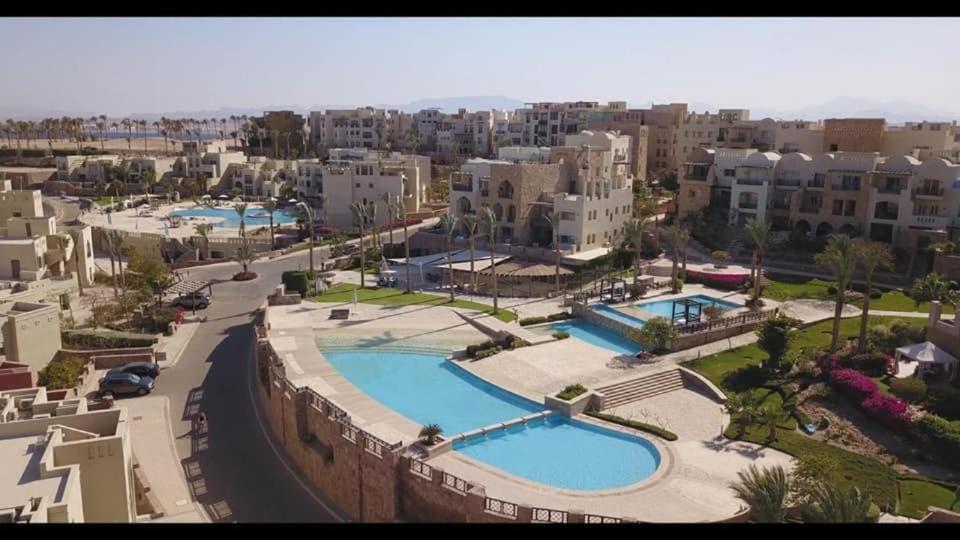 Azzurra Sahl Hasheesh- tow level apartment