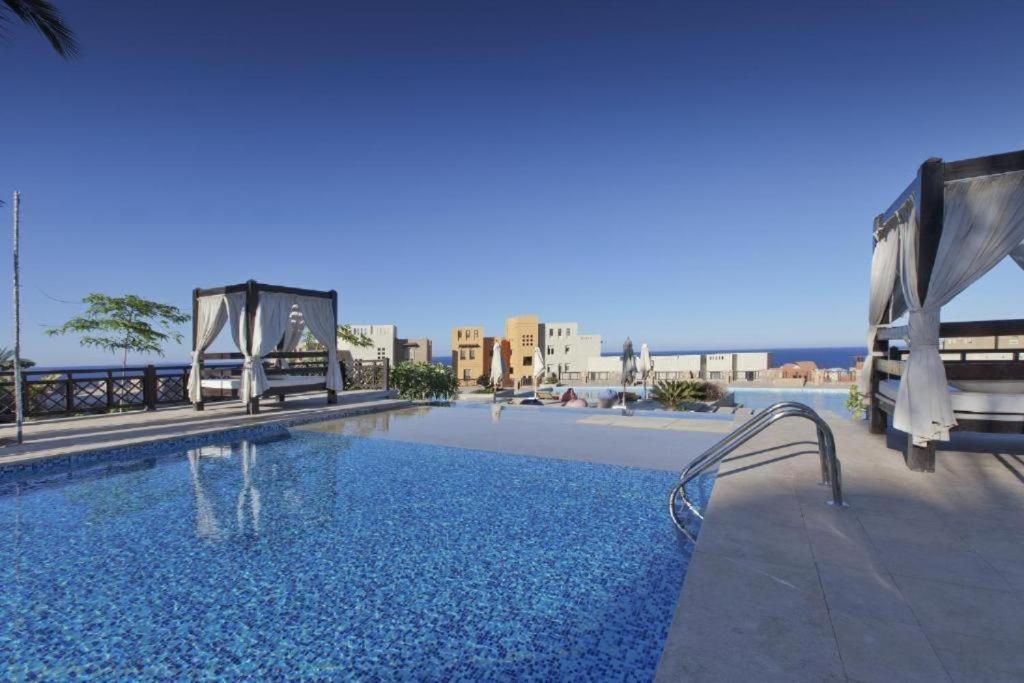 Azzurra Sahl Hasheesh- tow level apartment