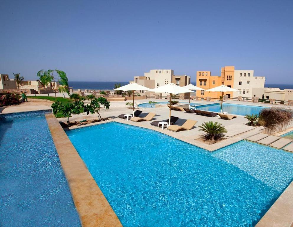 Azzurra Sahl Hasheesh- tow level apartment