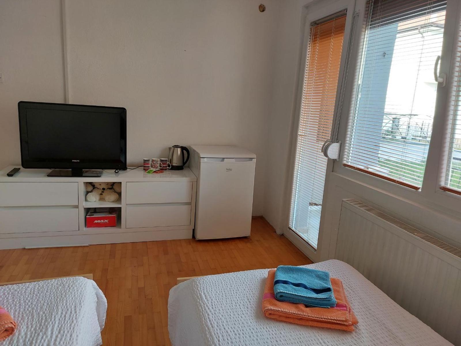 ANA Apartments