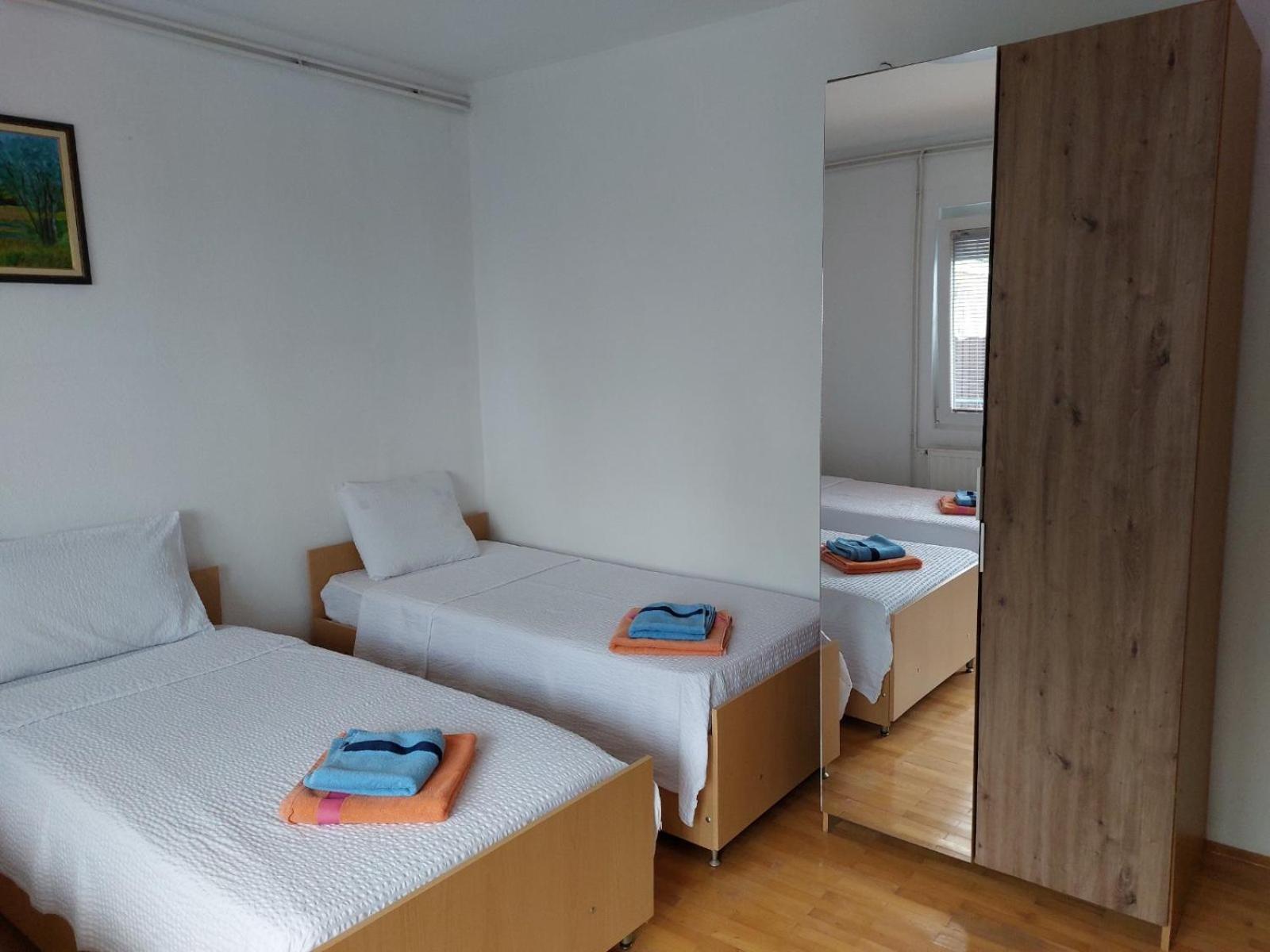 ANA Apartments