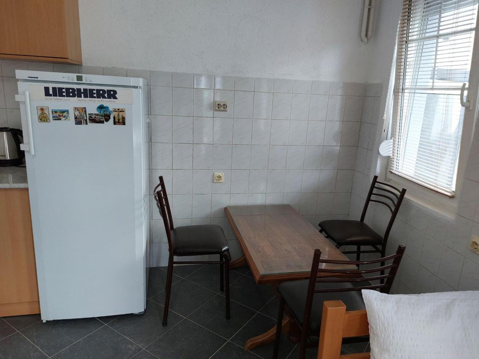 ANA Apartments