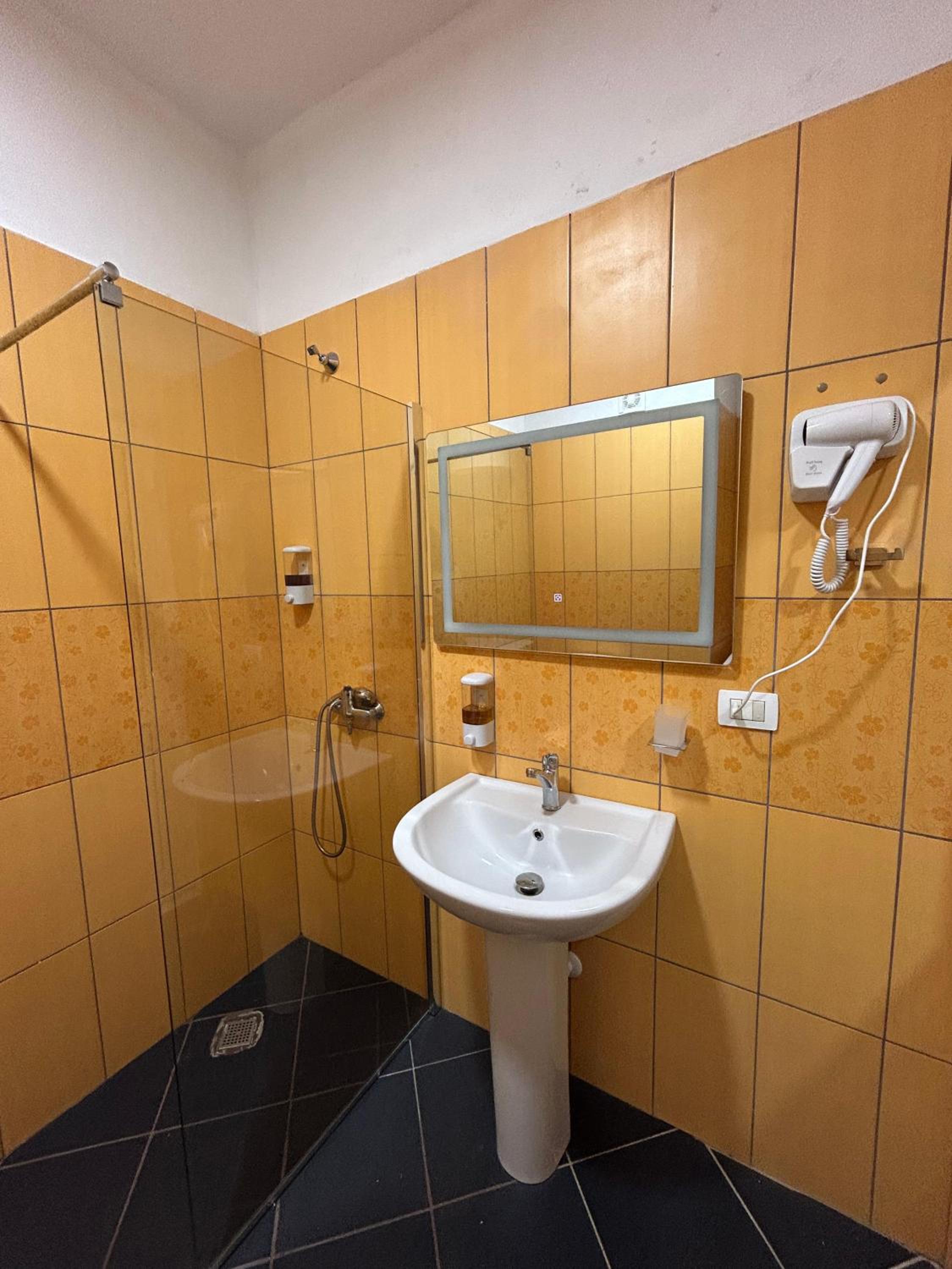 Gibel Apartments
