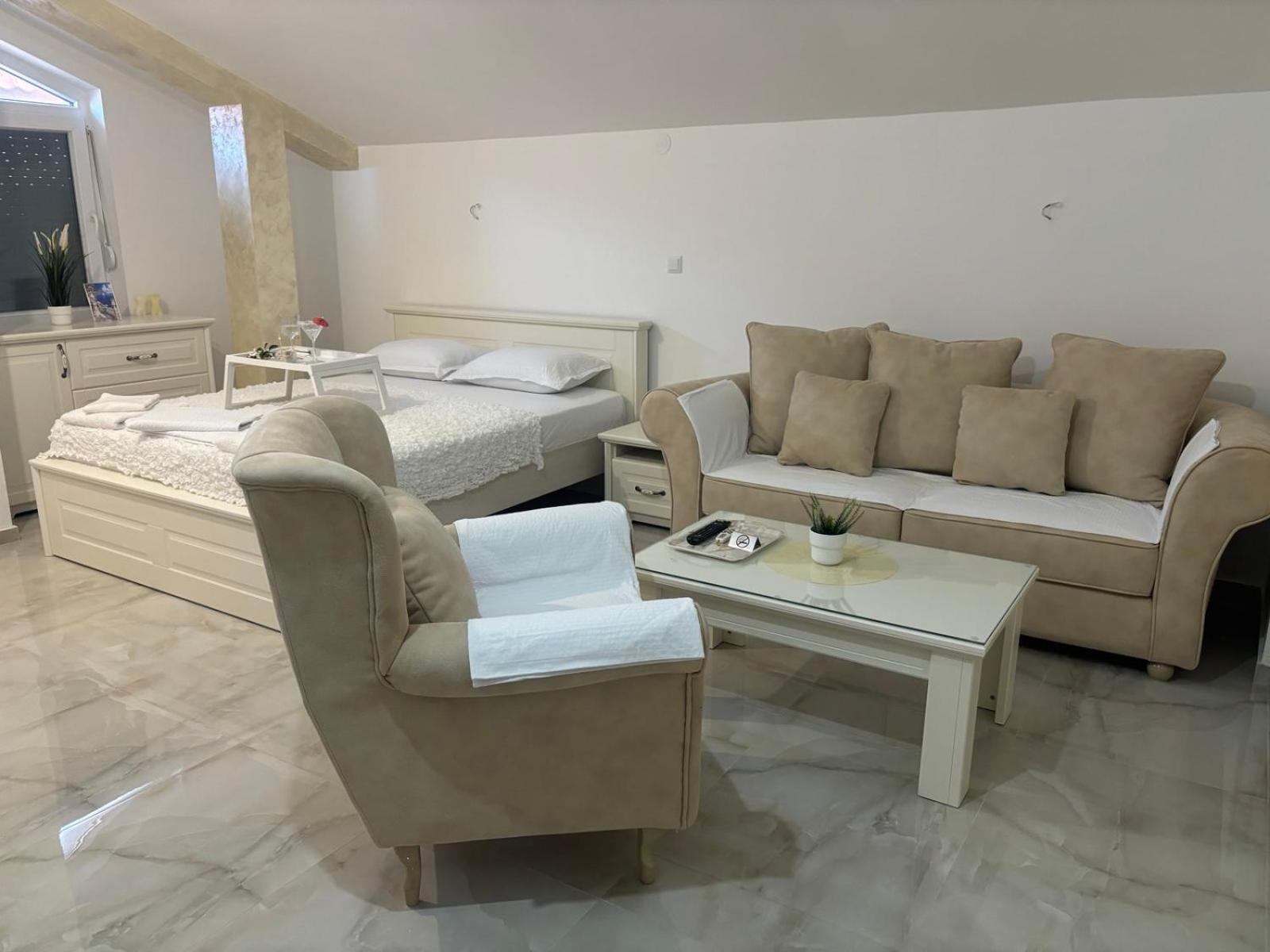 Apartmani Karach