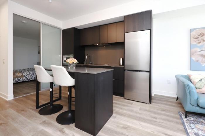 Stunning 2 Bed and 2 Bath Condo in Mississauga