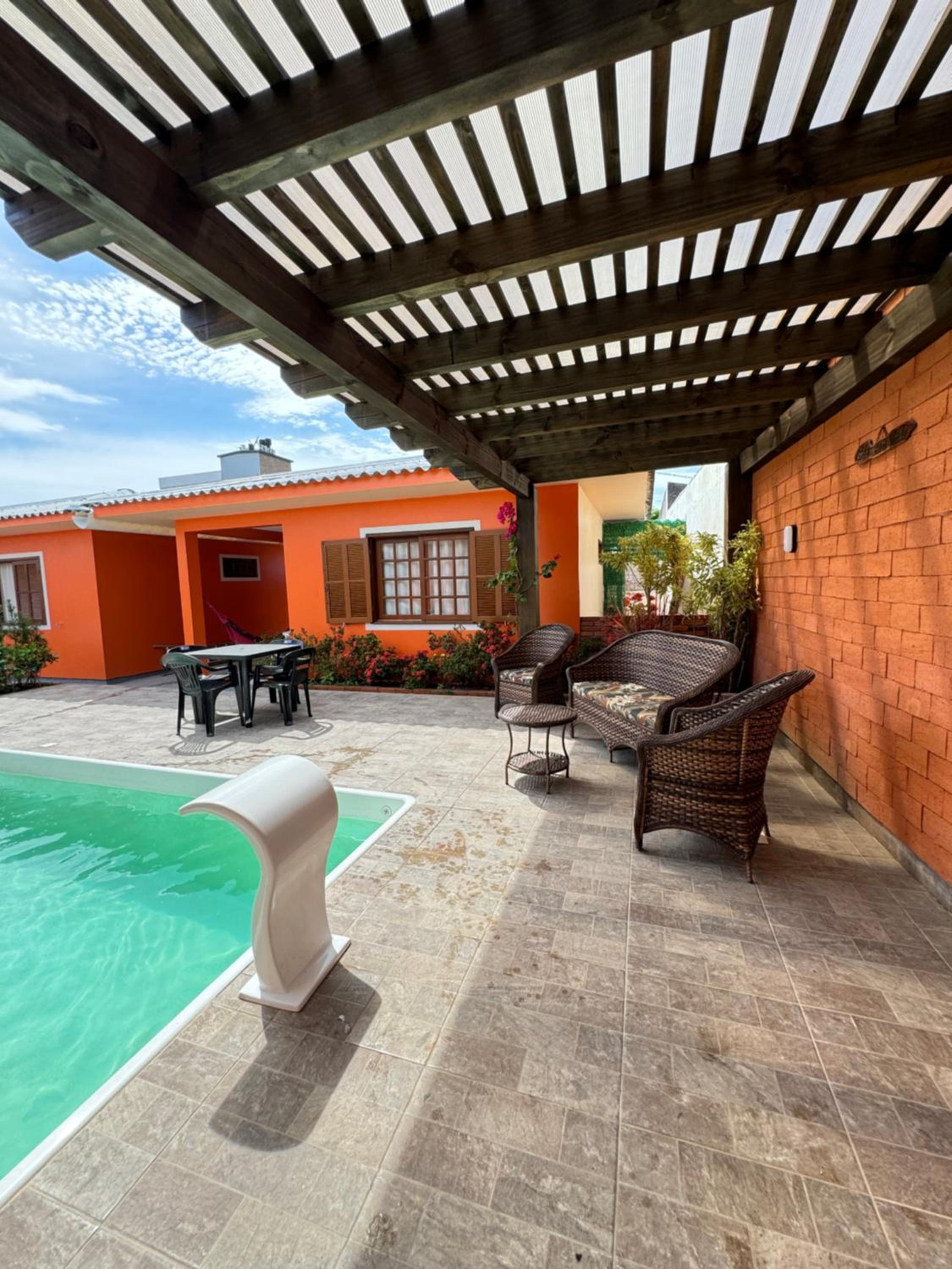 RJ Residencial Nosso Sonho Duplex com Piscina a 130m da Praia do Sonho