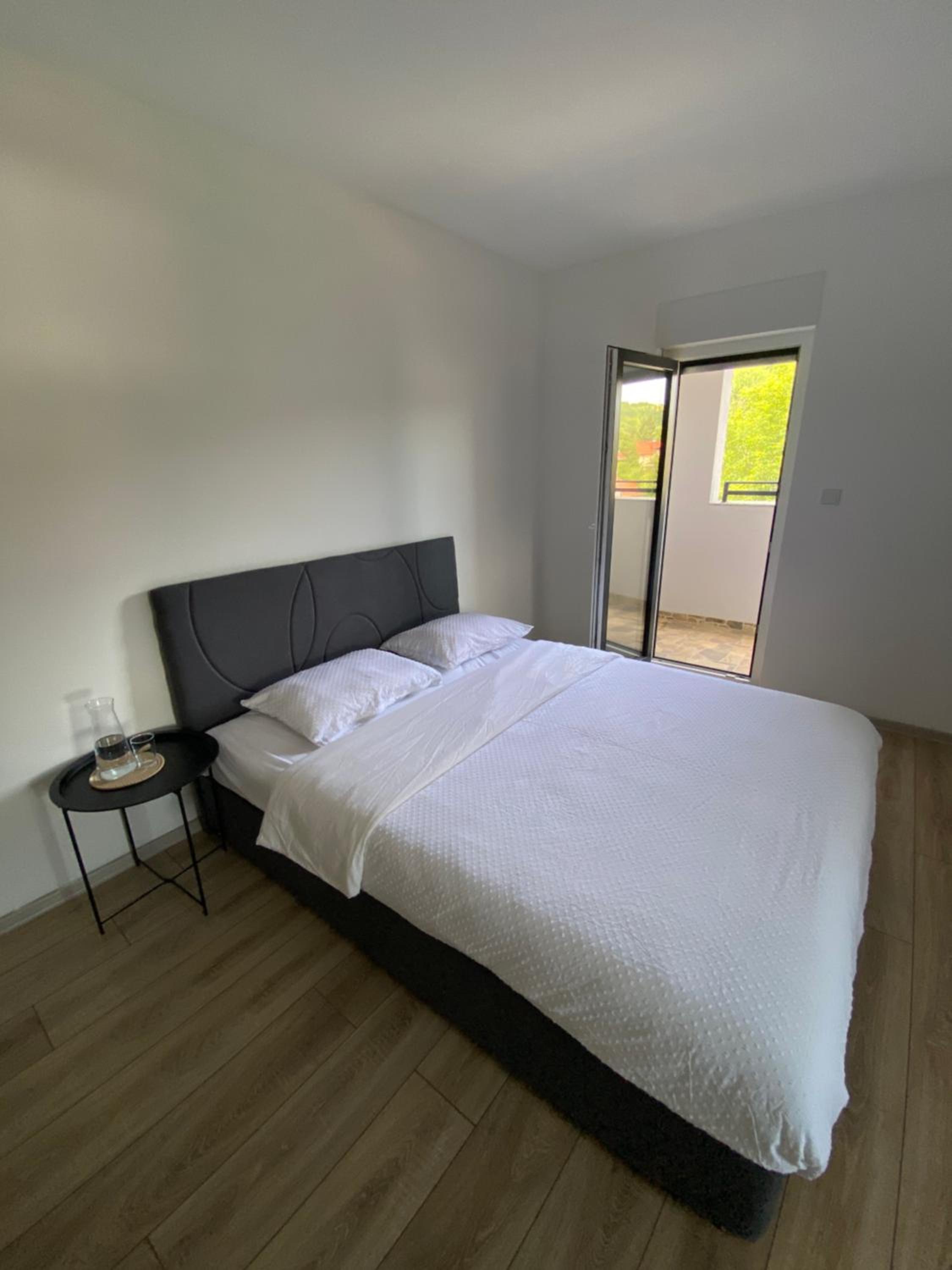 Sarajevo APARTMENT 7 -Free Garage-