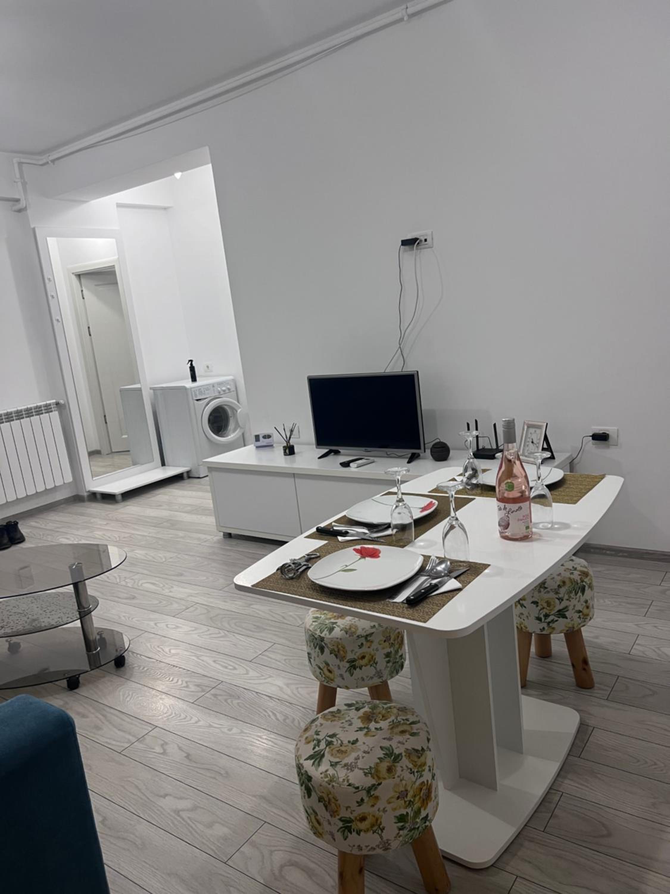 Cris Sunny Apartaments view 3