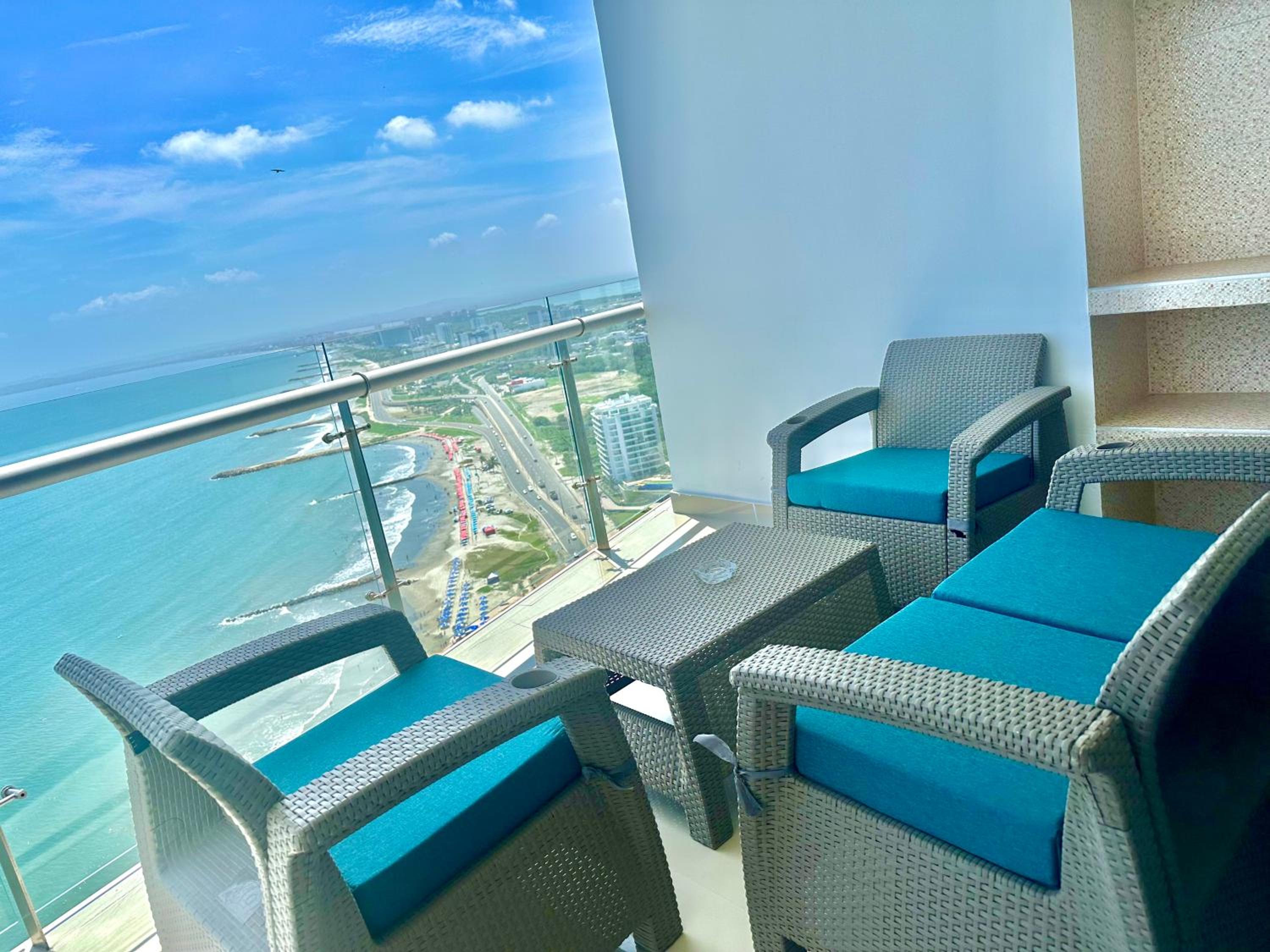 by Calamari Homes - Altamar 30B1 near walled city