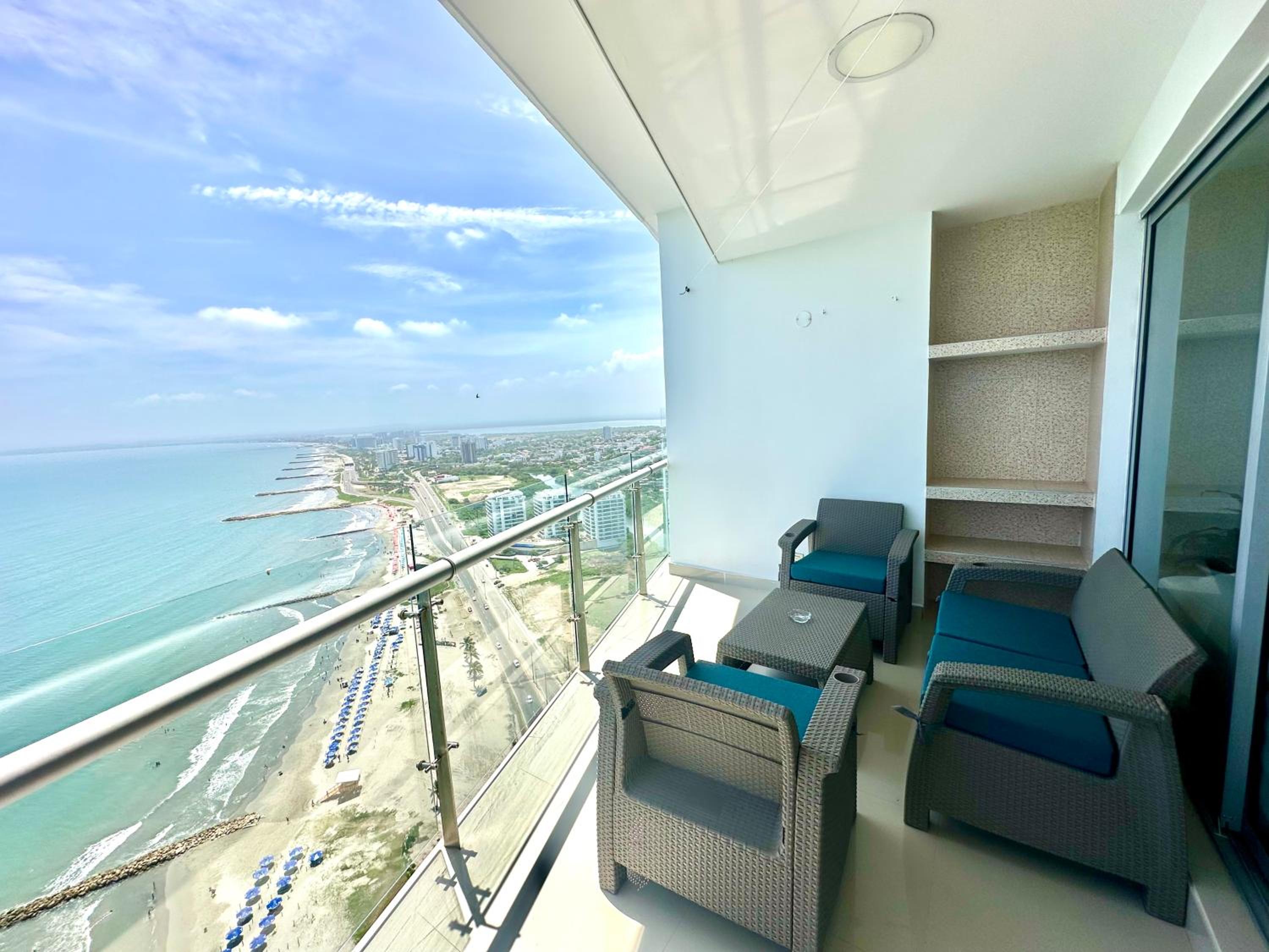 by Calamari Homes - Altamar 30B1 near walled city