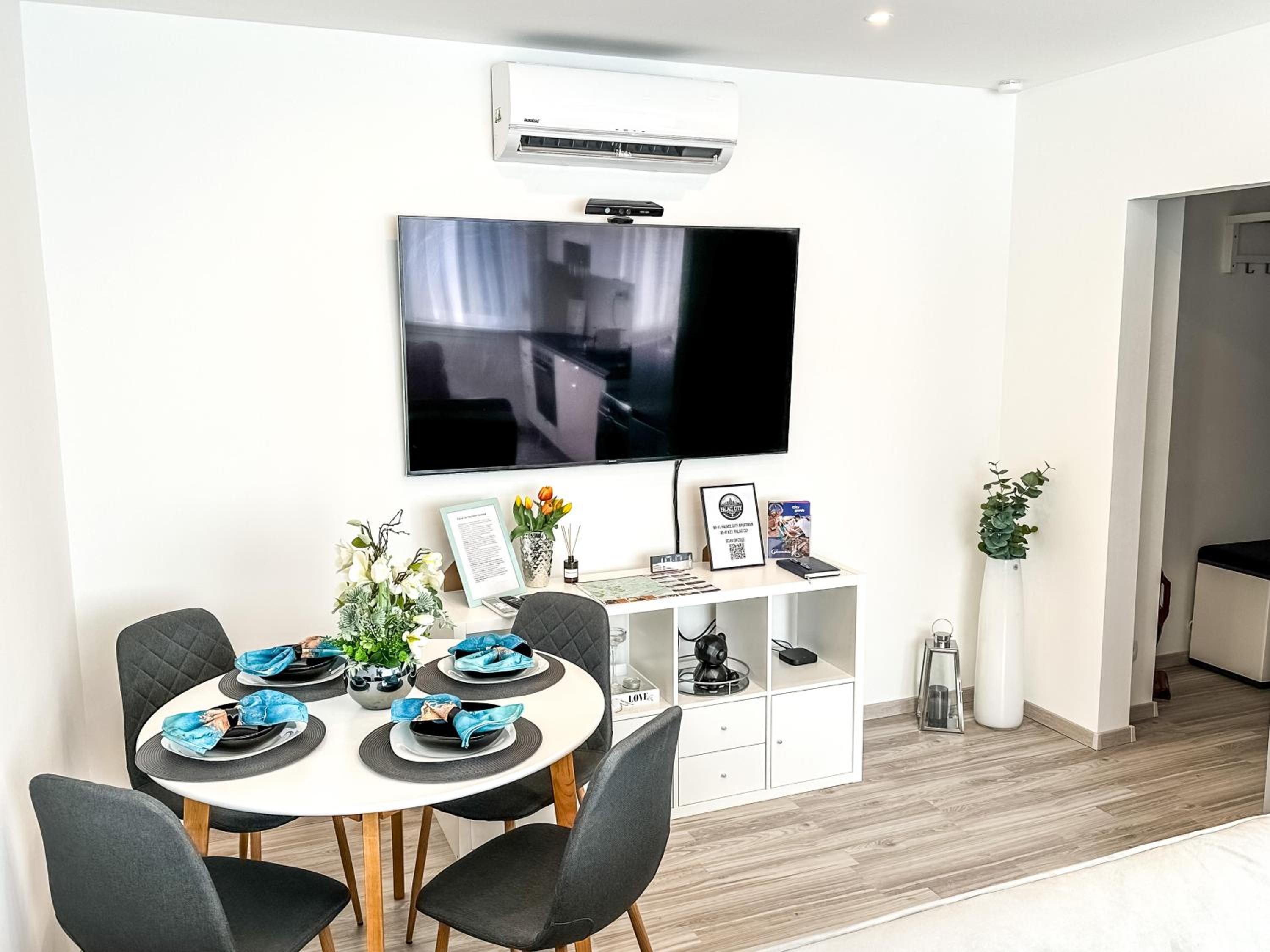 Palace City Apartman,T13, AC, Klima view 4
