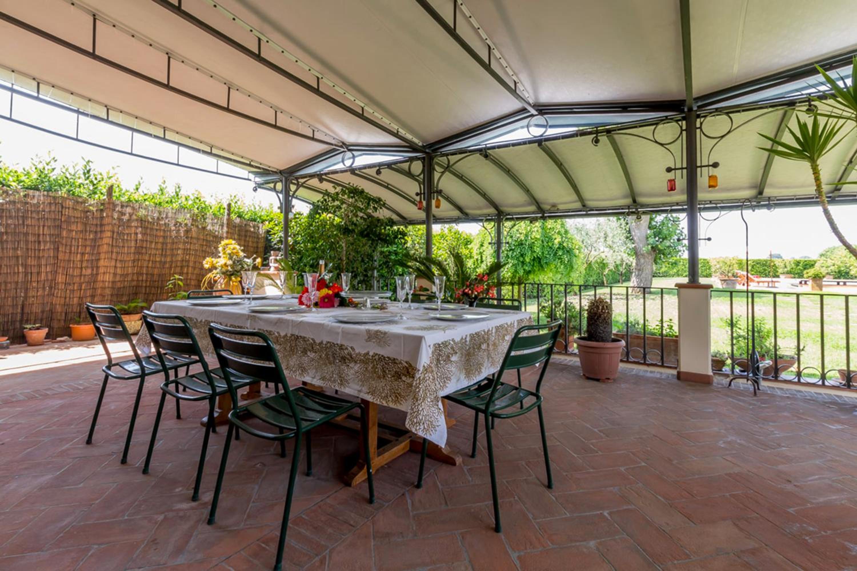 Villa Pallina With Pool - Happy Rentals view 4