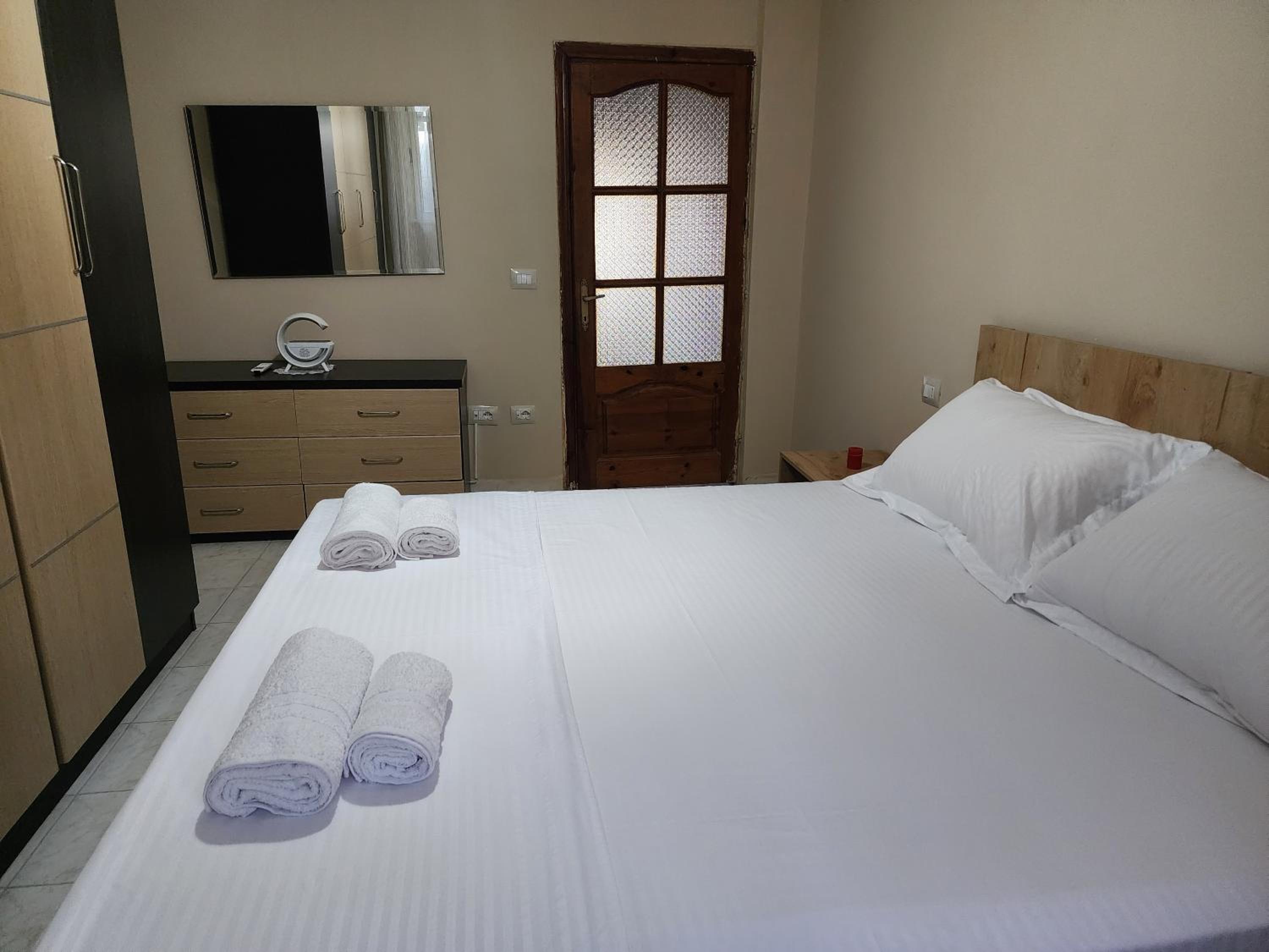 Eden Holiday Home