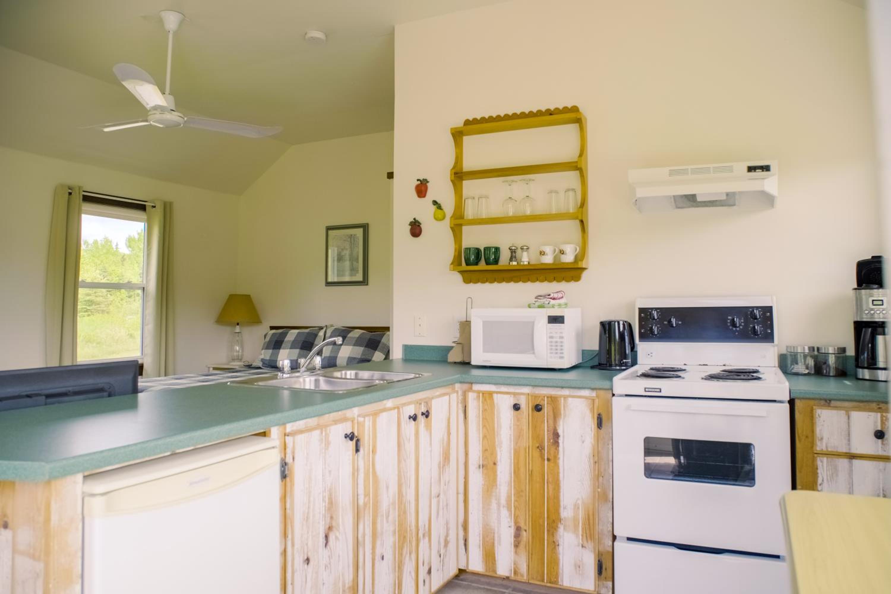 Chanterelle Inn & cottages
