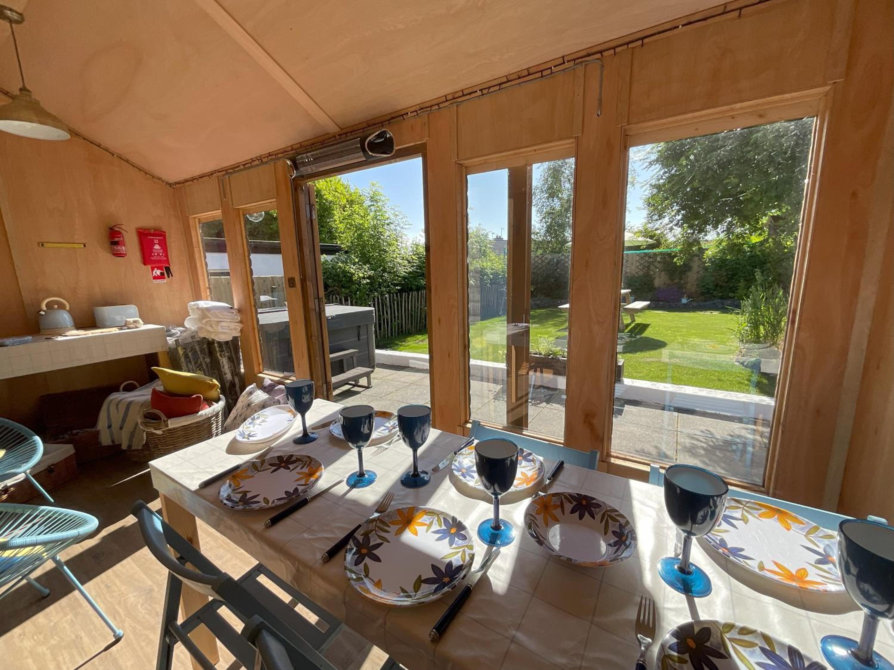 Roselawn Cottage