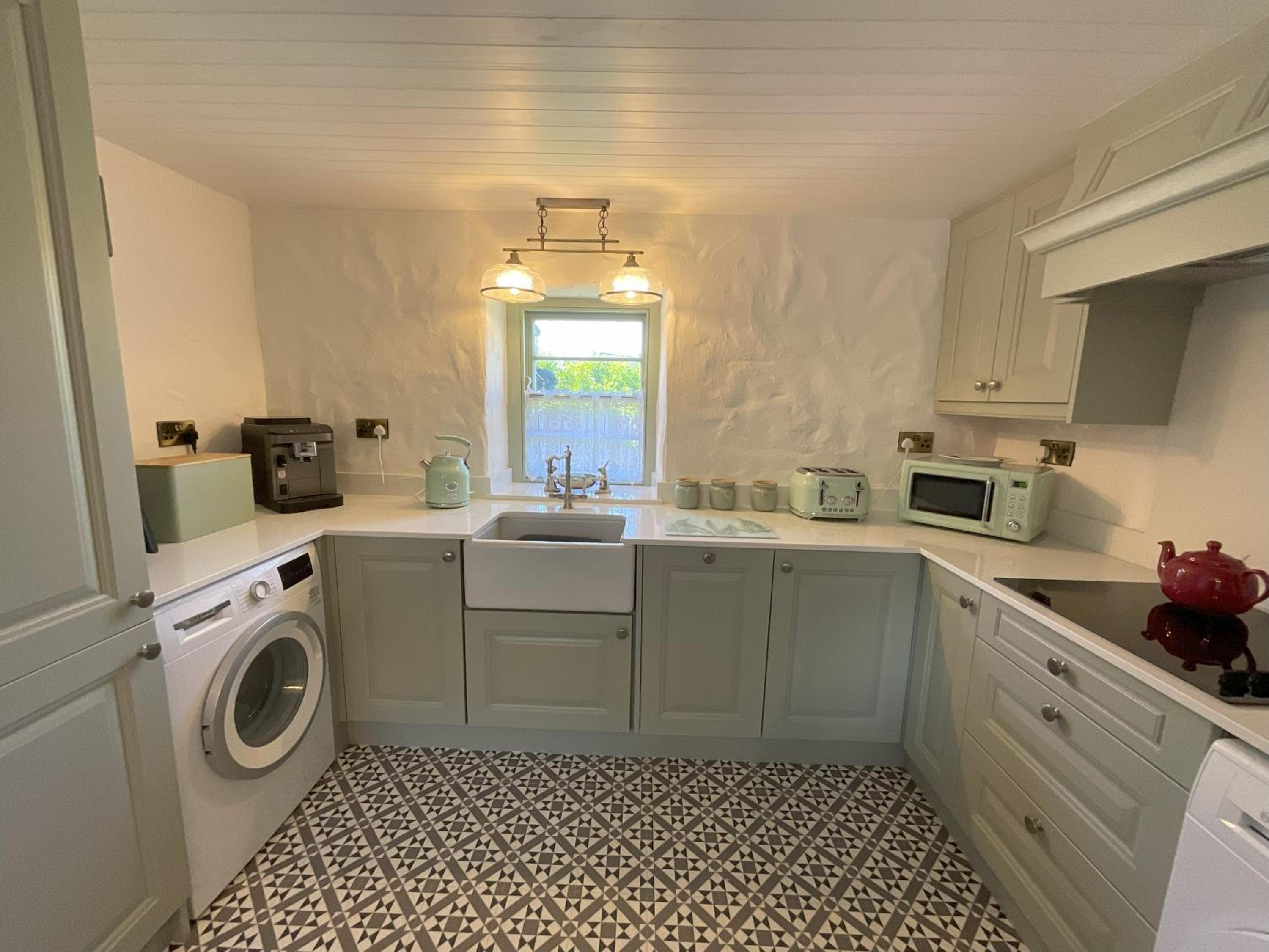 Roselawn Cottage