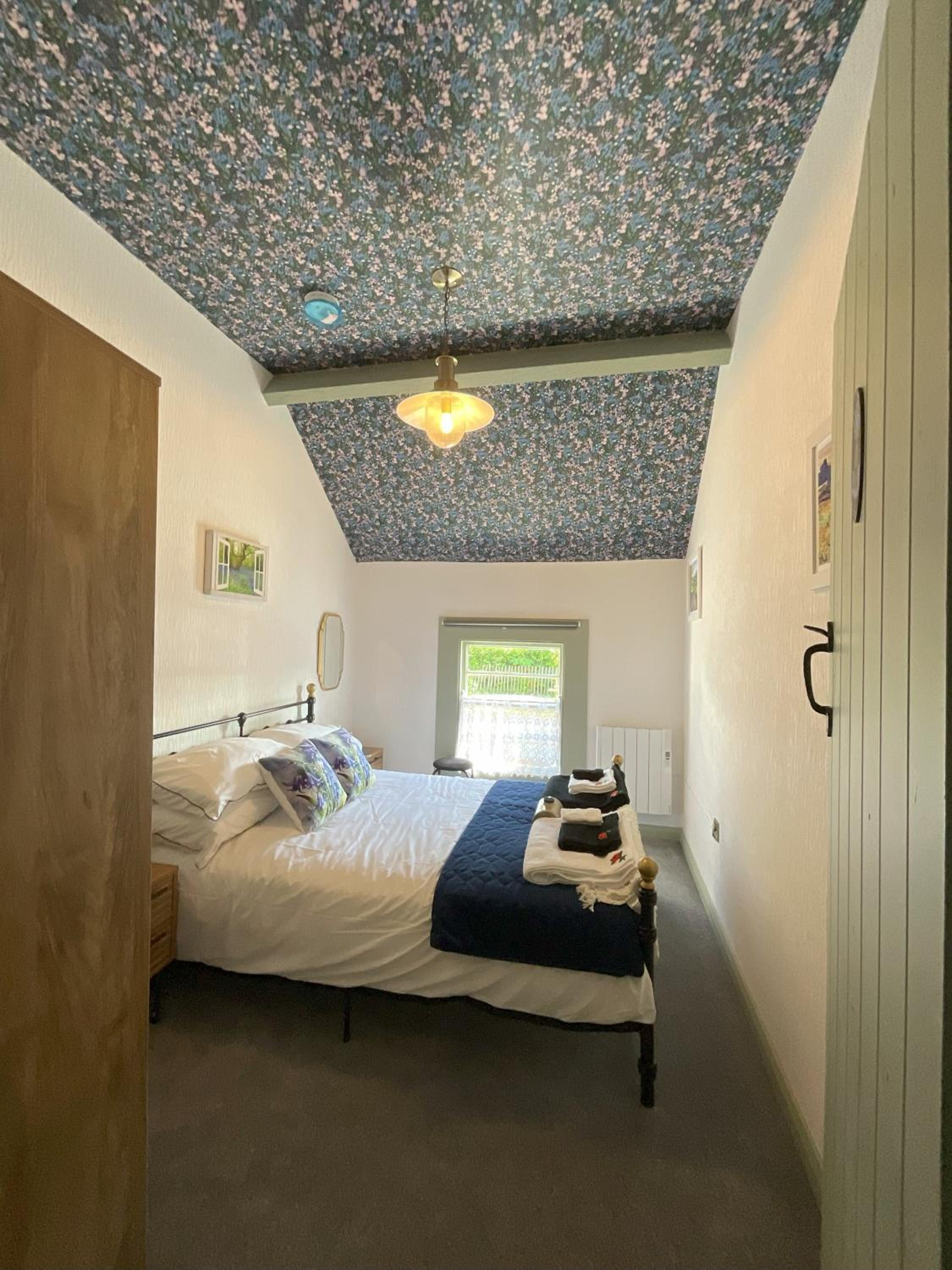 Roselawn Cottage