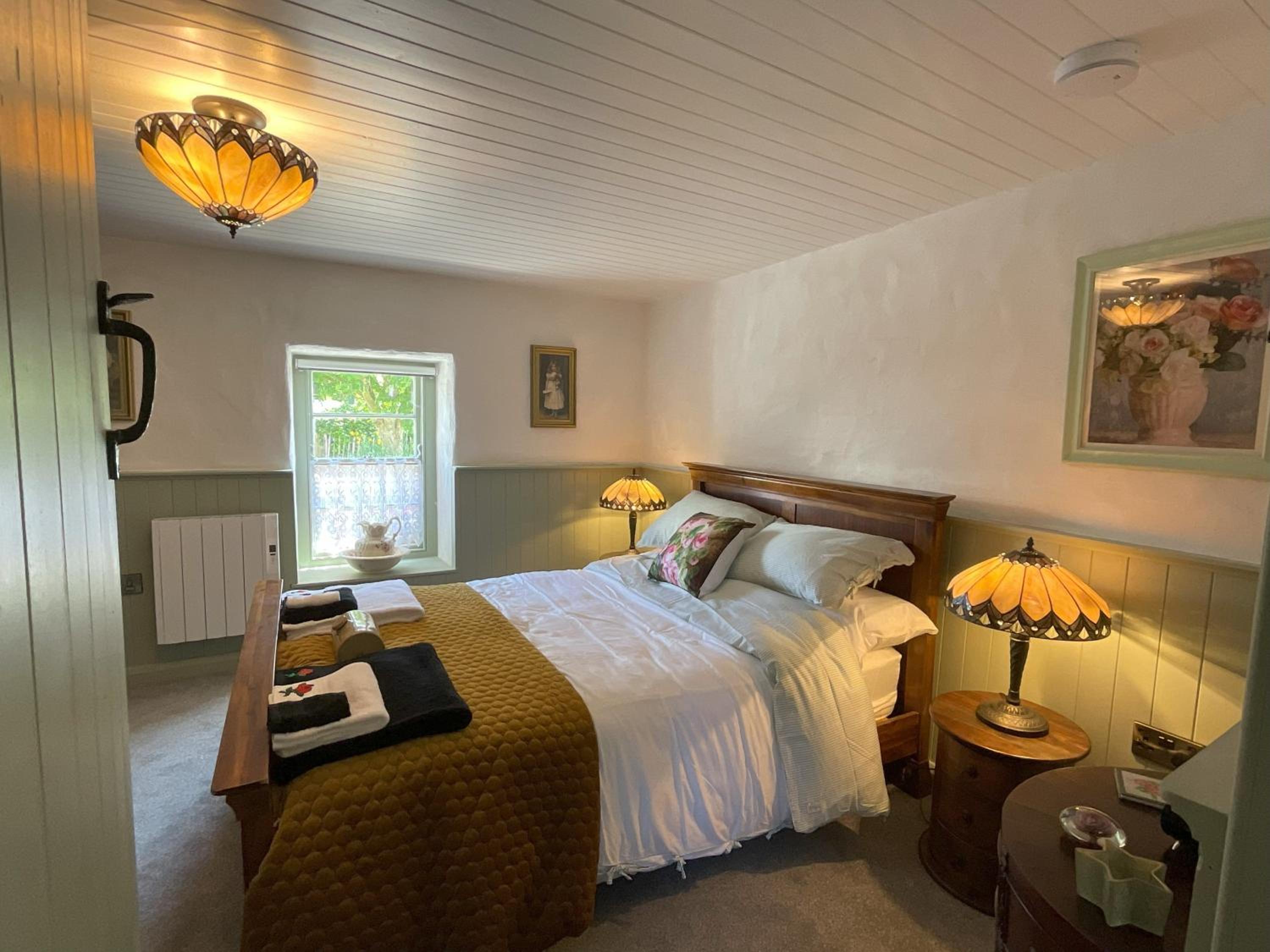 Roselawn Cottage
