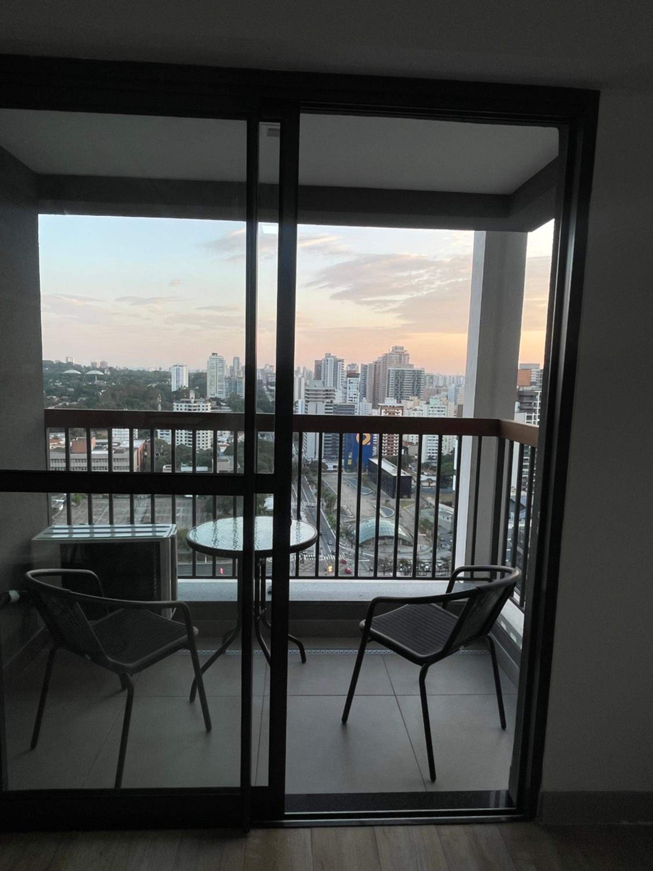 Studio Moderno Brooklin