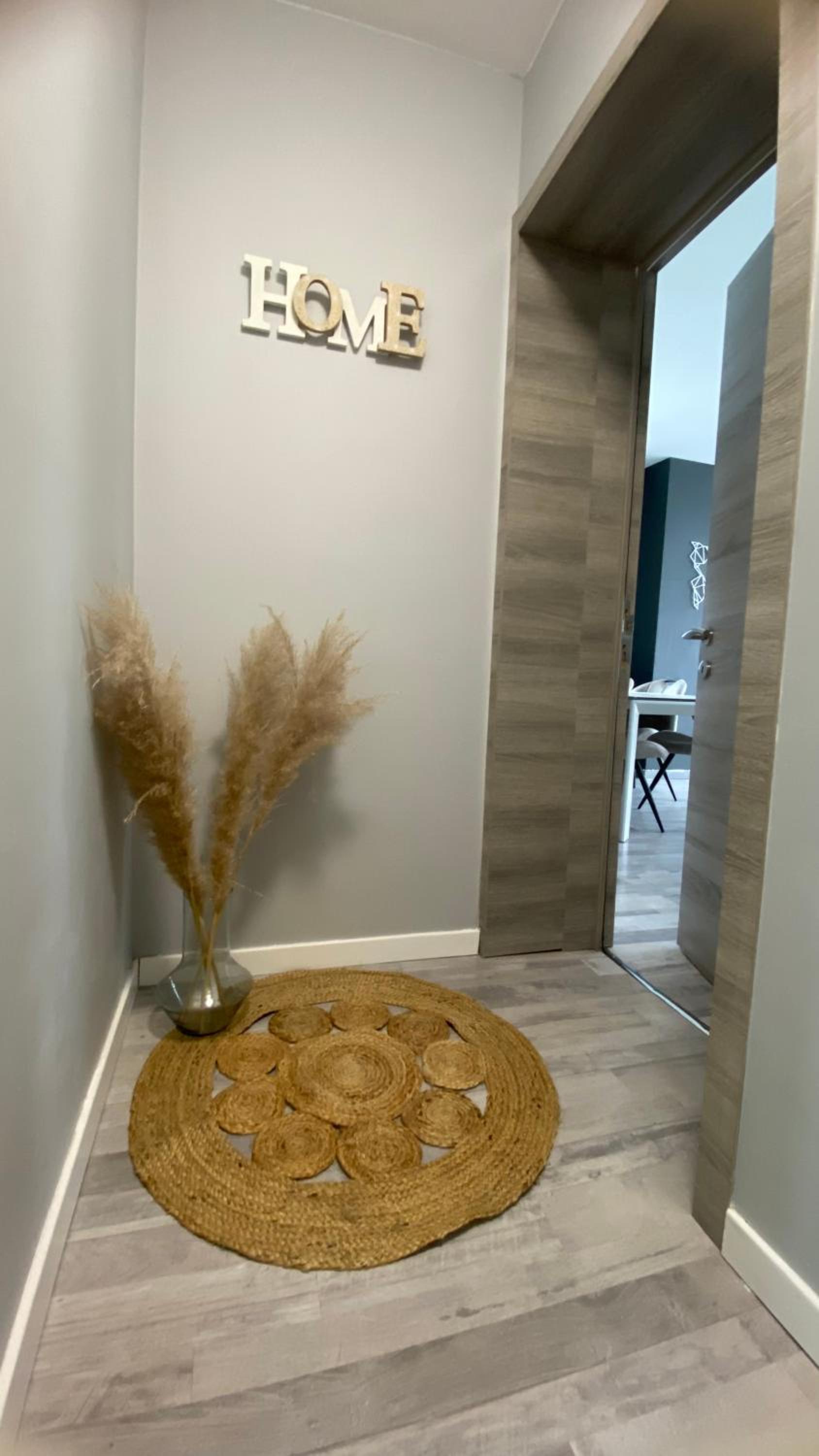 Next2Airport - Appartement House of Lions