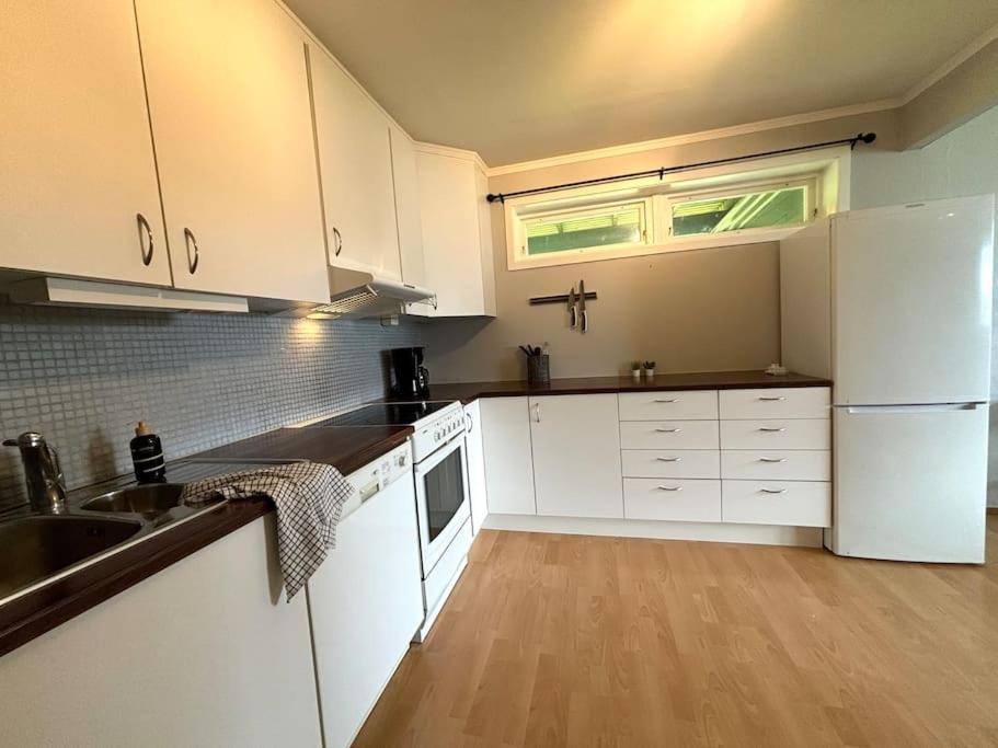 Romslig tilbaketrukket leilighet i Tromsø - Gratis parkering view 4