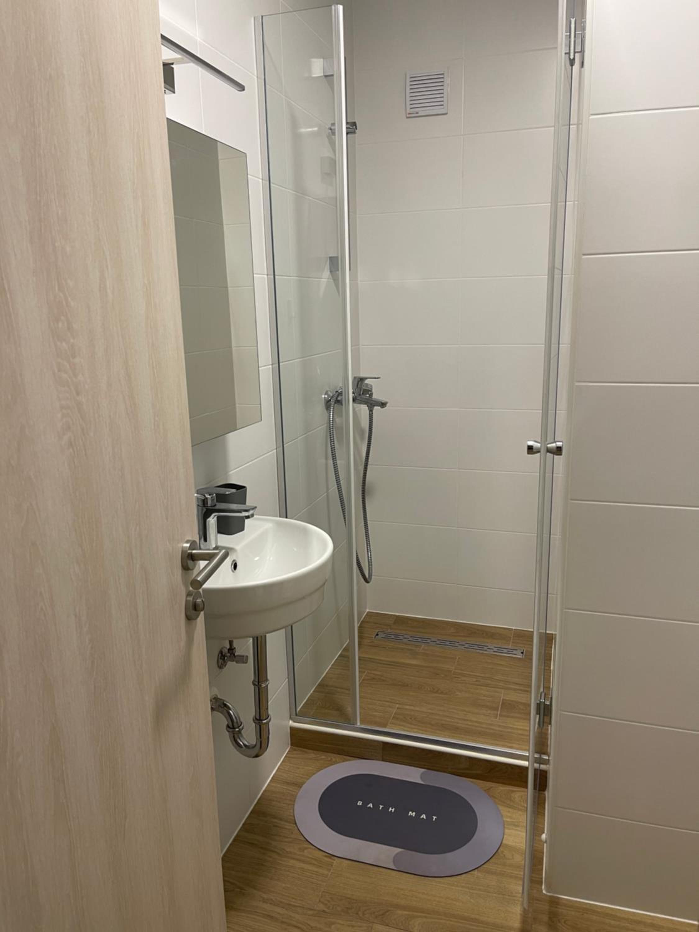 Almond Apartment