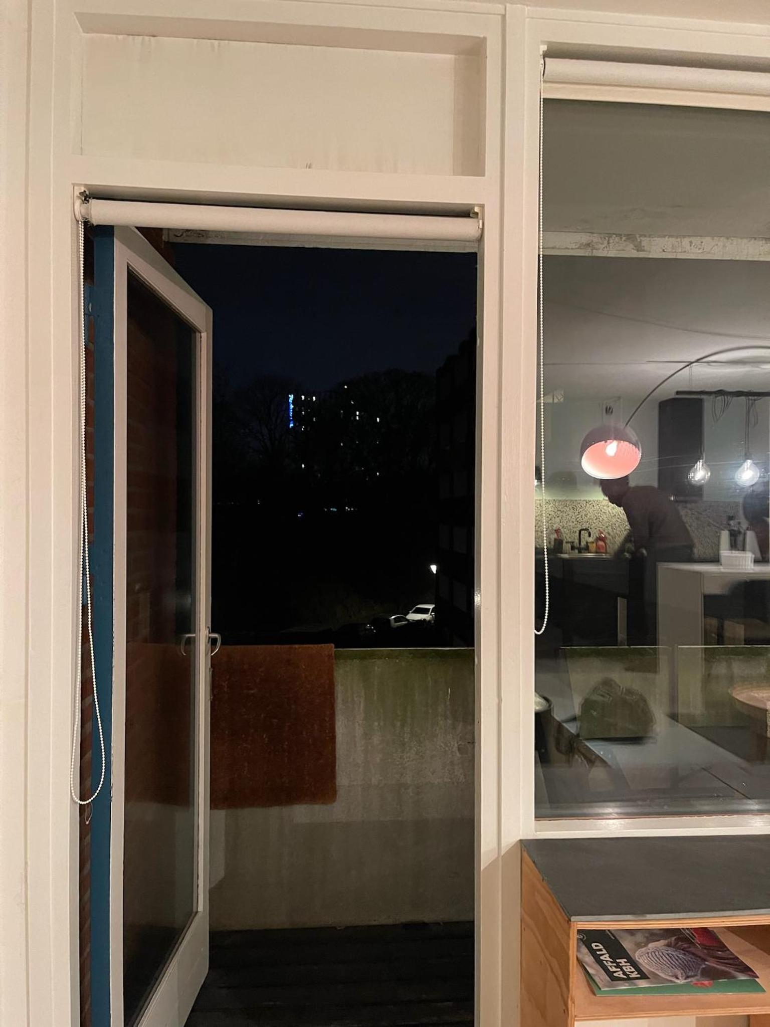 Central Apt Balcony I 5 Min to Metro and Canals